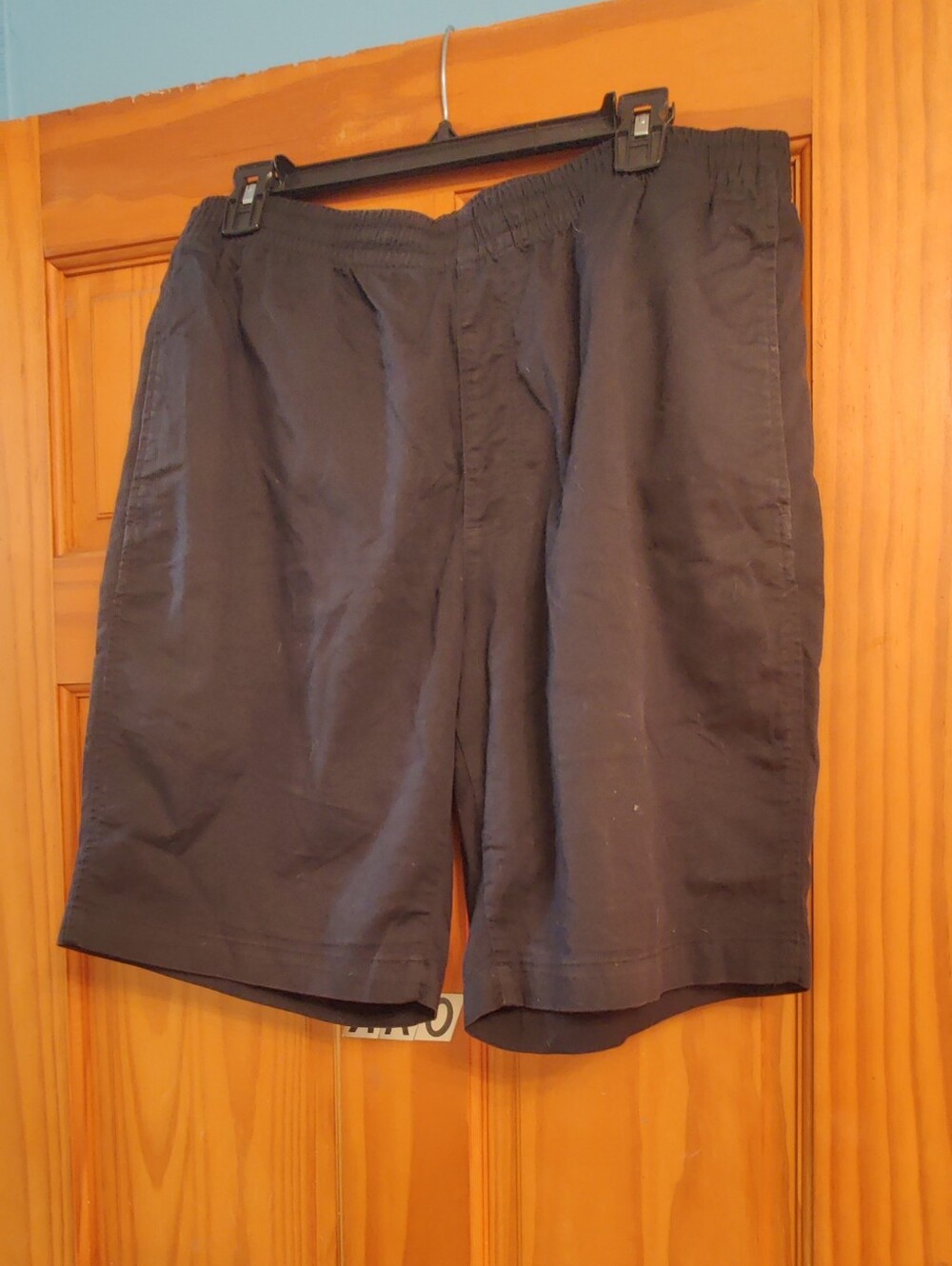 Men's Uniqlo Shorts Black Size XL Waist 36-39 Inches